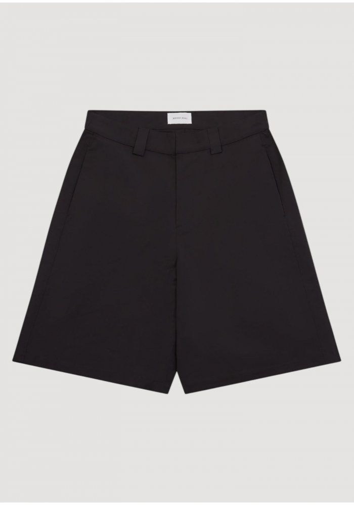 FRONT SHORTS