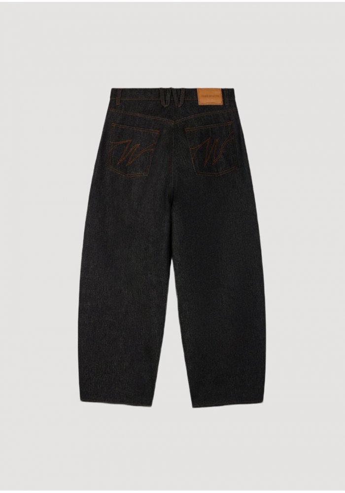 Raw Denim Baloon Pants Walk In Paris